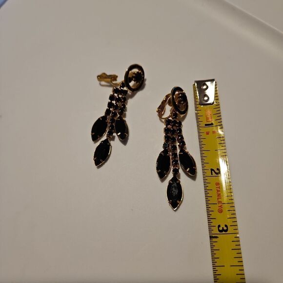 Clipon Vintage Black and Gold Earings see measurements - Picture 5 of 6